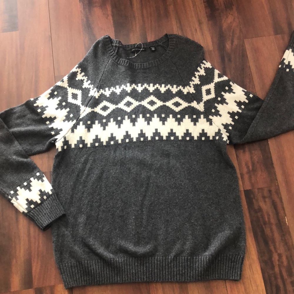 Saks Fifth Avenue NWT lightweight sweater - Picture 6 of 8